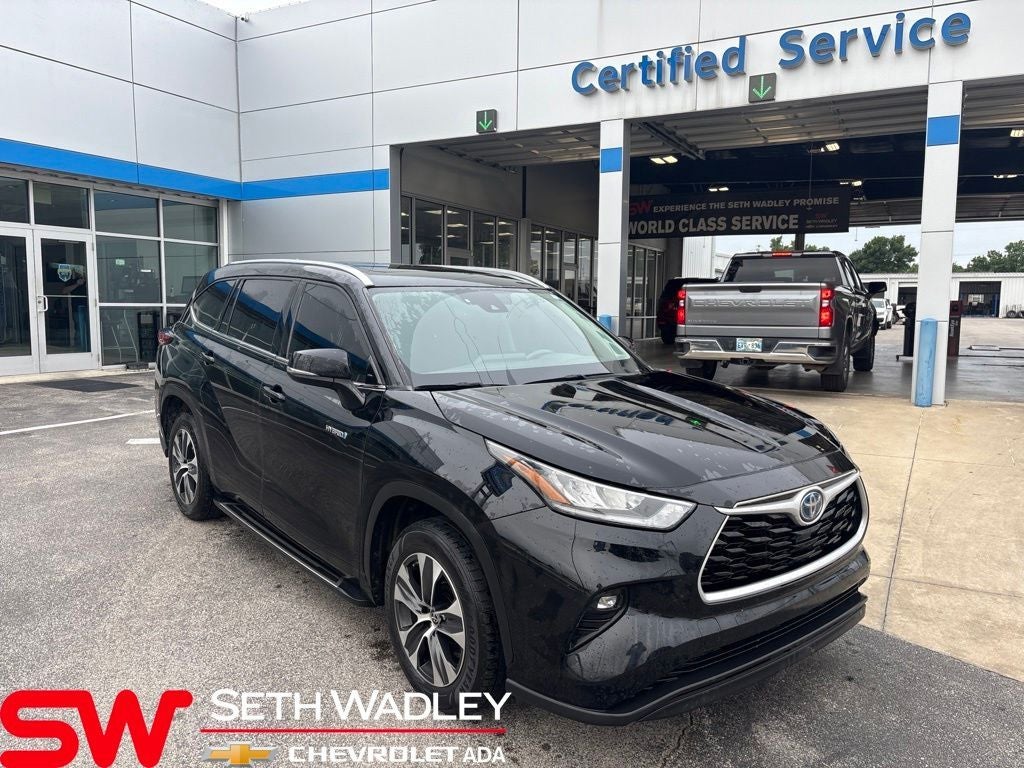 2020 Toyota Highlander Hybrid XLE