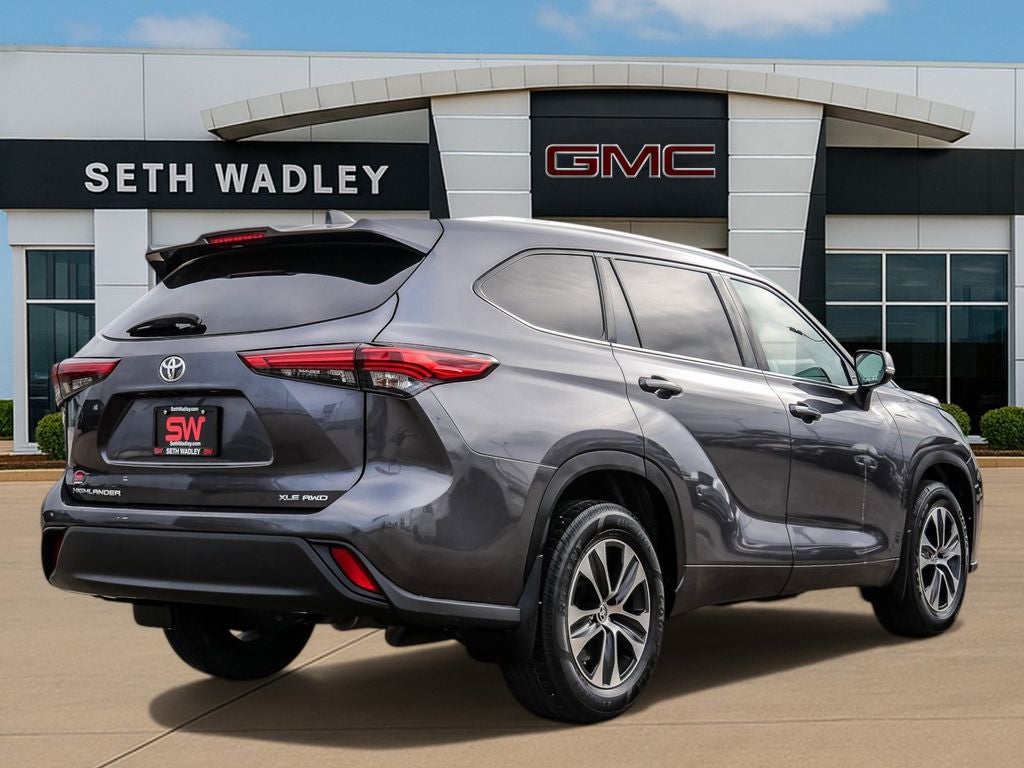2021 Toyota Highlander XLE