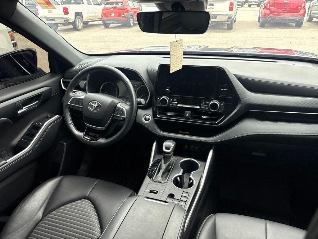 2024 Toyota Highlander XSE
