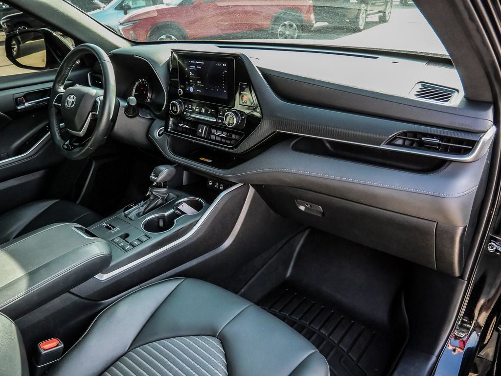 2024 Toyota Highlander XSE