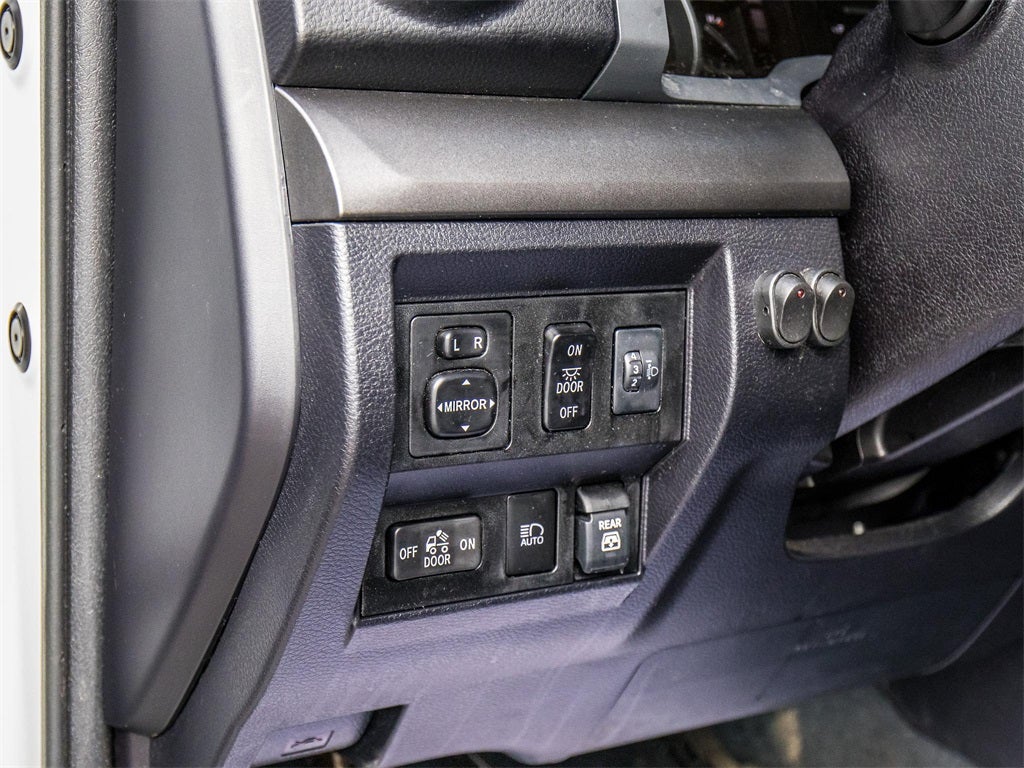 2020 Toyota Tundra SR5