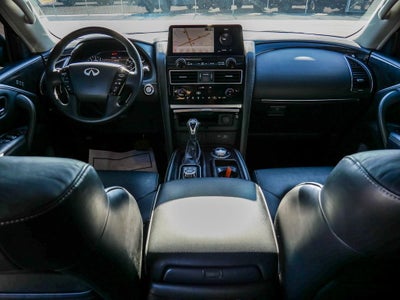 2024 INFINITI QX80 LUXE