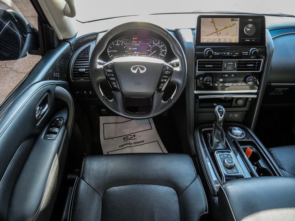 2024 INFINITI QX80 LUXE