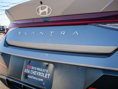 2025 Hyundai Elantra SEL Convenience