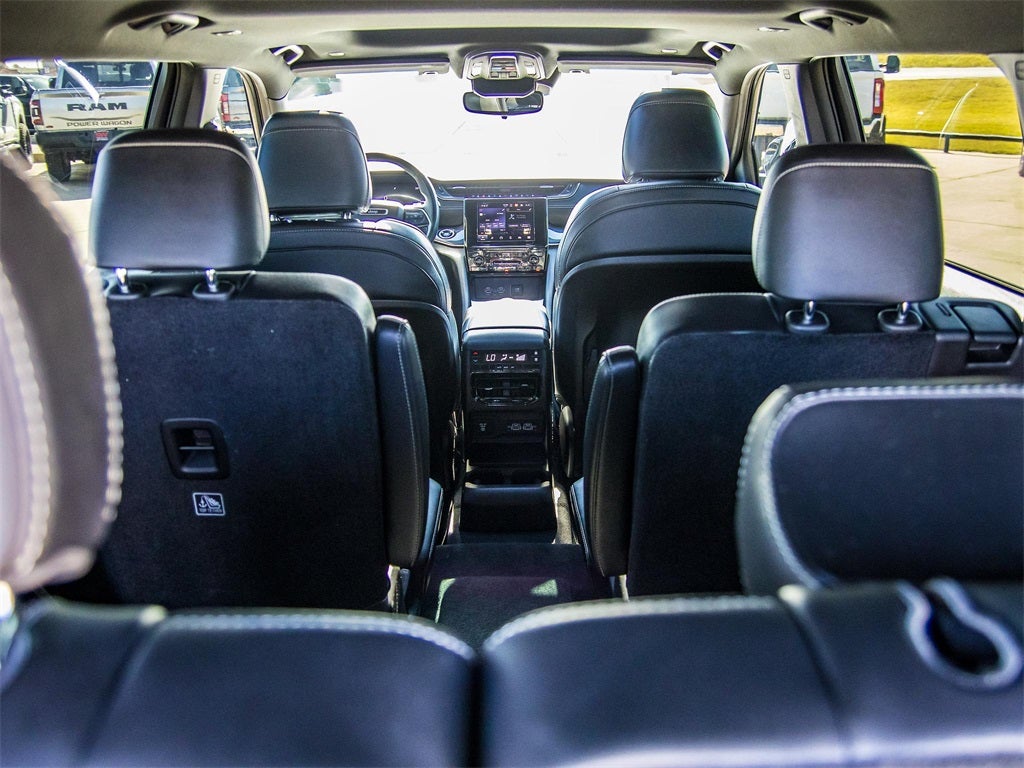 2022 Jeep Grand Cherokee L Altitude