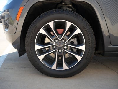 2022 Jeep Grand Cherokee L Overland 4WD | 7 Passenger