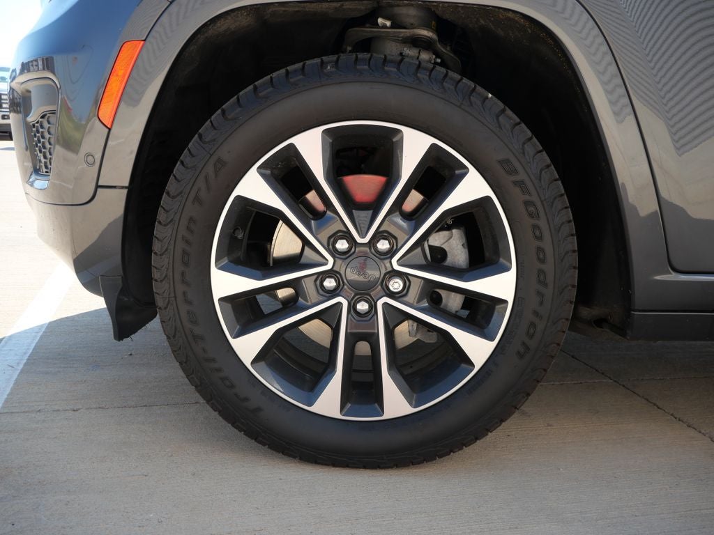 2022 Jeep Grand Cherokee L Overland 4WD | 7 Passenger