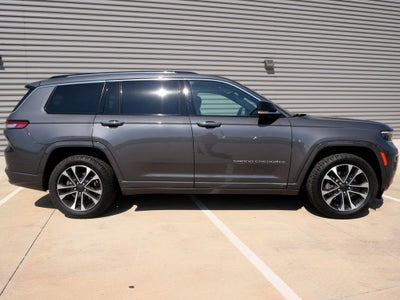 2022 Jeep Grand Cherokee L Overland 4WD | 7 Passenger