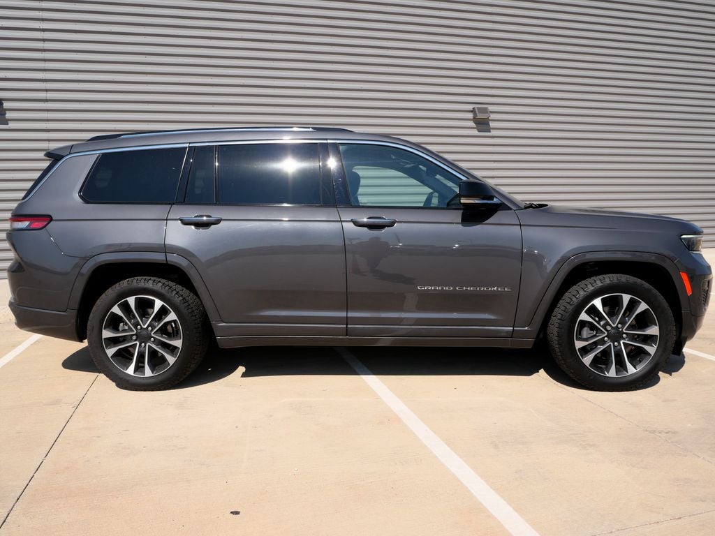 2022 Jeep Grand Cherokee L Overland 4WD | 7 Passenger