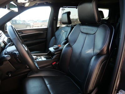2022 Jeep Grand Cherokee L Overland 4WD | 7 Passenger