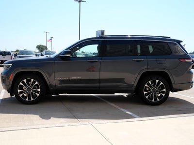 2022 Jeep Grand Cherokee L Overland 4WD | 7 Passenger