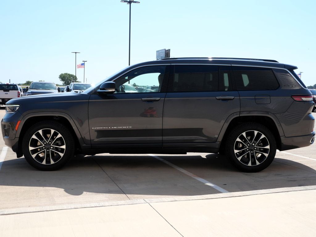 2022 Jeep Grand Cherokee L Overland 4WD | 7 Passenger