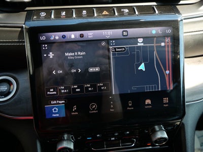 2022 Jeep Grand Cherokee L Overland 4WD | 7 Passenger