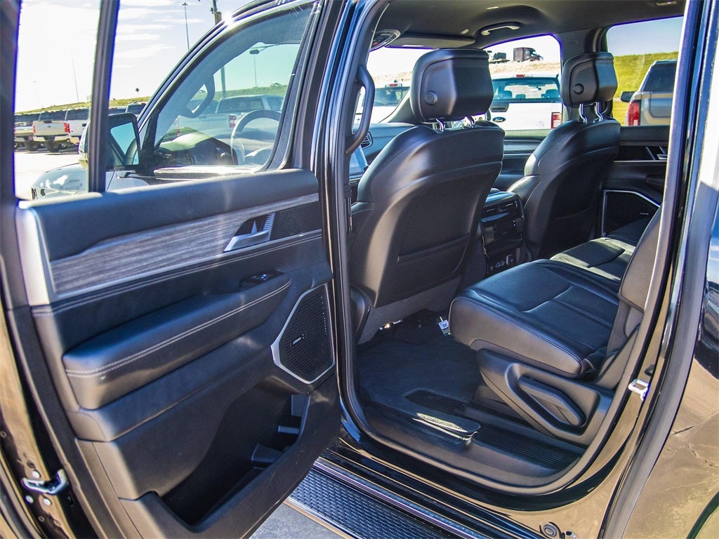 2024 Jeep Wagoneer L Series II