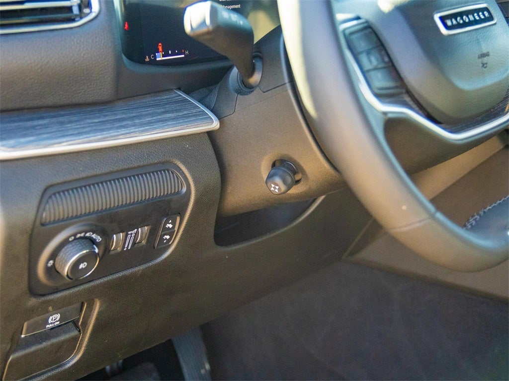 2024 Jeep Wagoneer L Series II