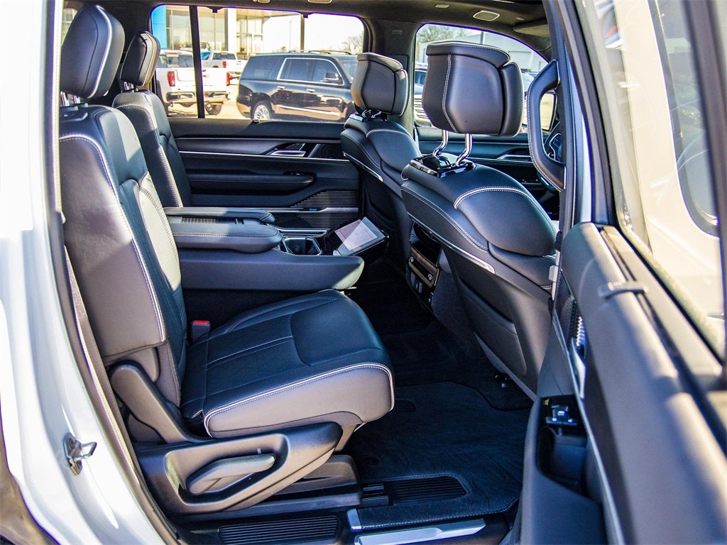 2024 Jeep Grand Wagoneer Series II