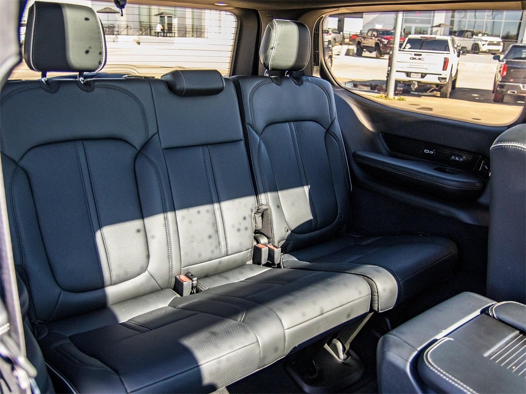 2024 Jeep Grand Wagoneer Series II