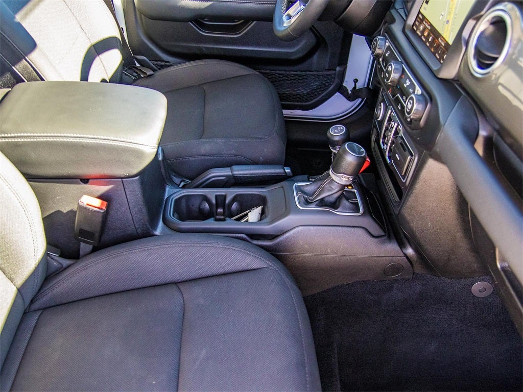 2023 Jeep Gladiator Overland