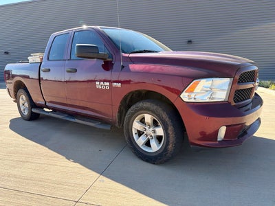 2018 RAM 1500 Express 4WD | 5.7L V8