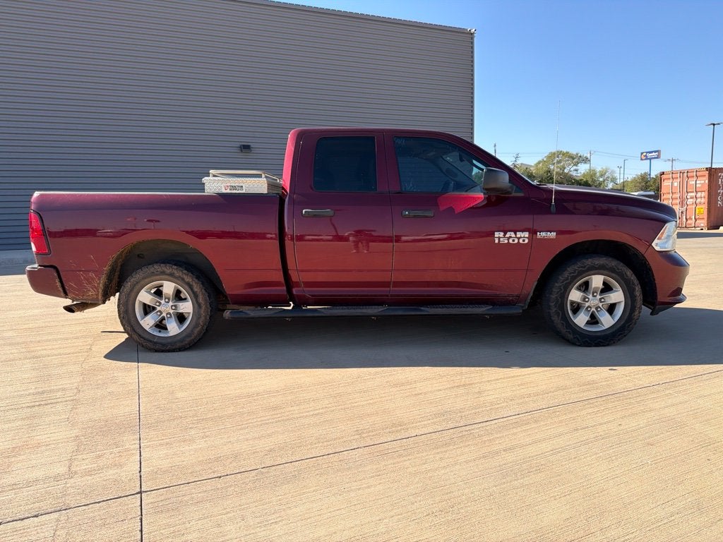 2018 RAM 1500 Express 4WD | 5.7L V8