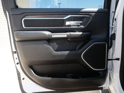 2020 RAM 1500 Laramie 4WD | 5.7L HEMI V8