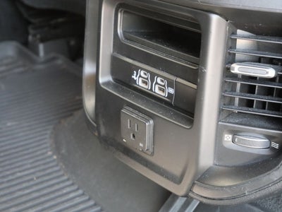 2020 RAM 1500 Laramie 4WD | 5.7L HEMI V8