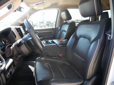 2020 RAM 1500 Laramie 4WD | 5.7L HEMI V8