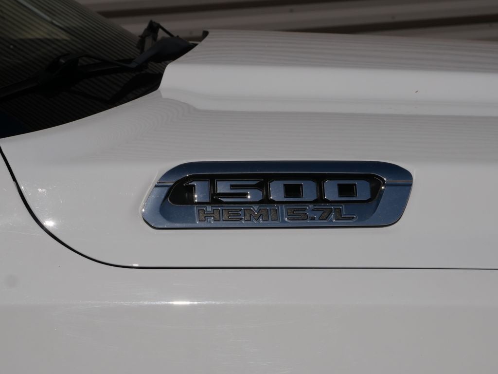 2020 RAM 1500 Laramie 4WD | 5.7L HEMI V8