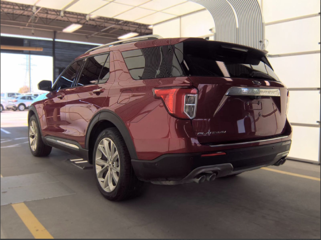2022 Ford Explorer Platinum Technology Pkg