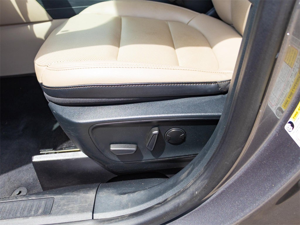 2021 Ford Escape Hybrid SEL