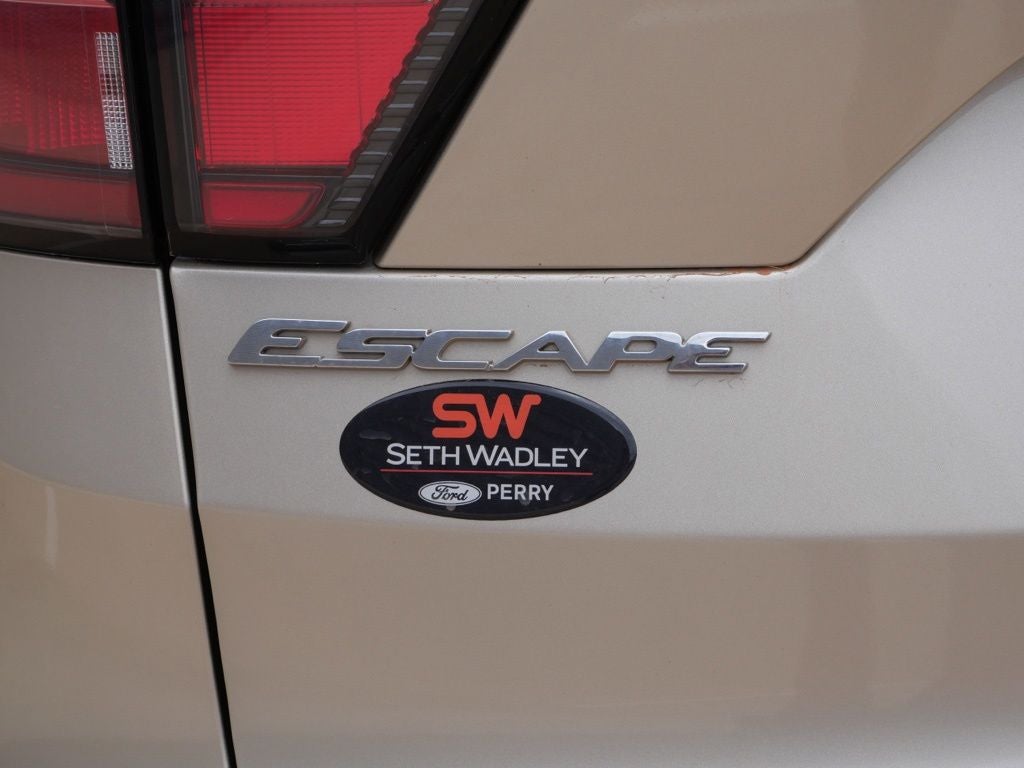 2017 Ford Escape Titanium 4WD
