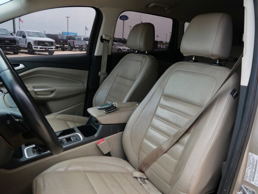 2017 Ford Escape Titanium 4WD