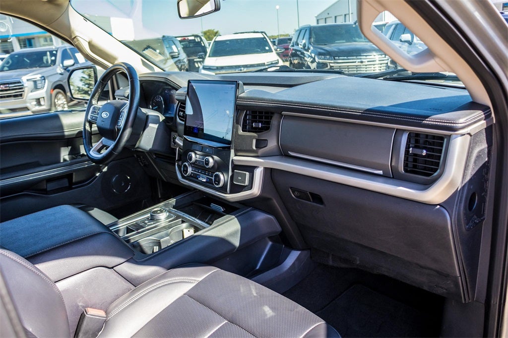 2023 Ford Expedition Max XLT