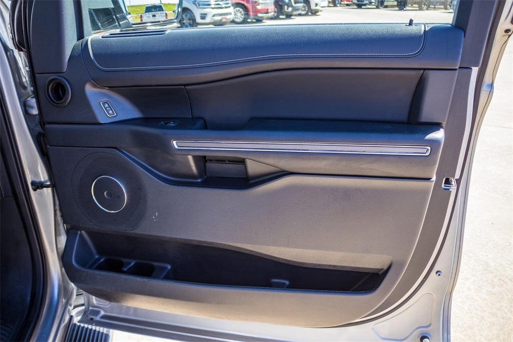 2023 Ford Expedition Max XLT