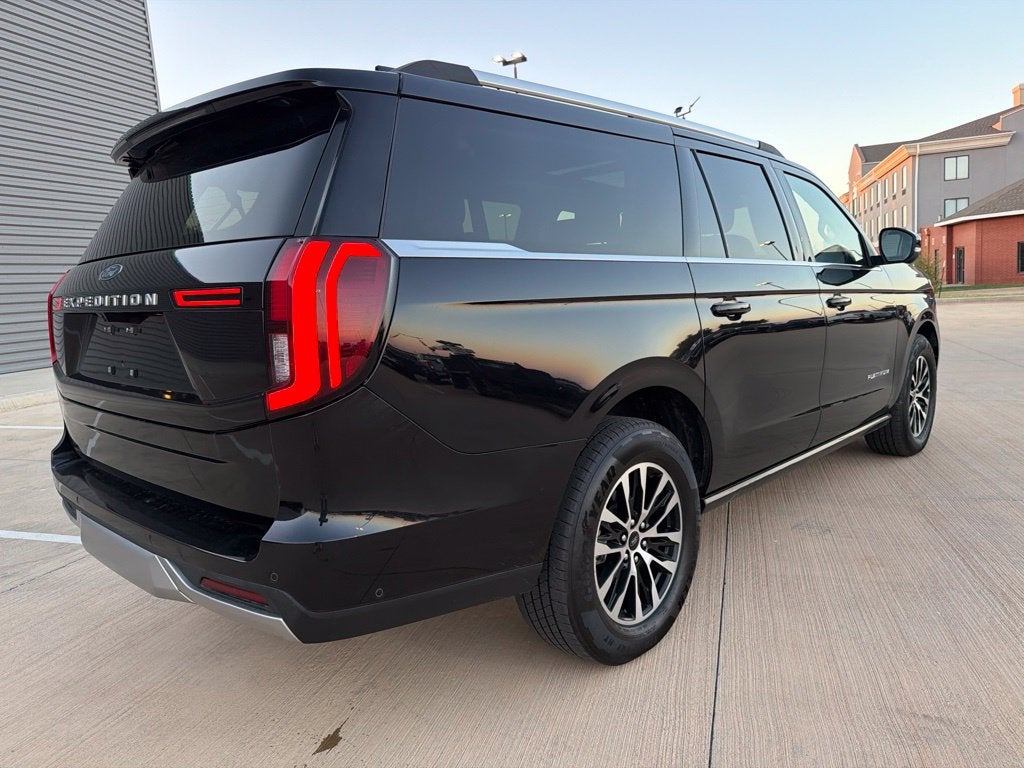 2025 Ford Expedition Max Platinum 4WD | 8 Passenger