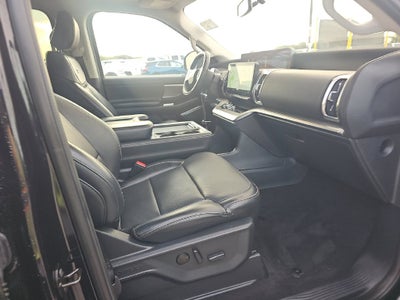 2025 Ford Expedition Max Platinum 4WD | 8 Passenger