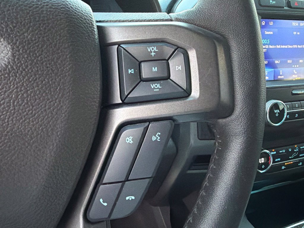 2020 Ford Expedition XLT 8 Passenger
