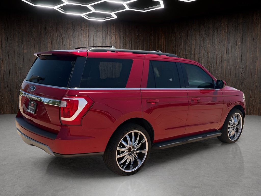 2020 Ford Expedition XLT 8 Passenger