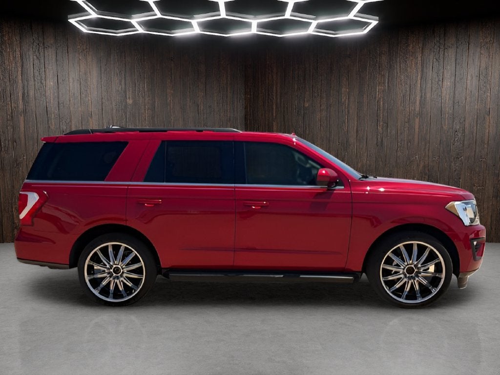 2020 Ford Expedition XLT 8 Passenger