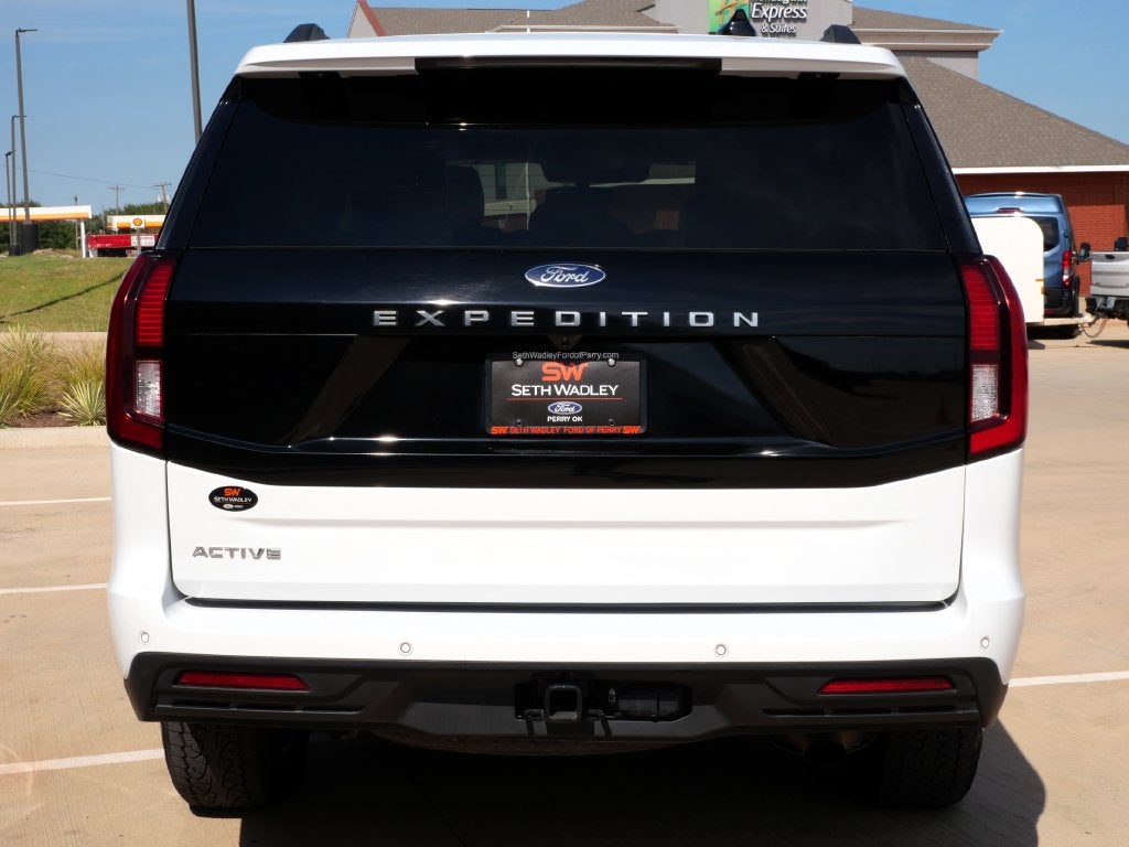 2025 Ford Expedition Active 4WD | 7 Passenger