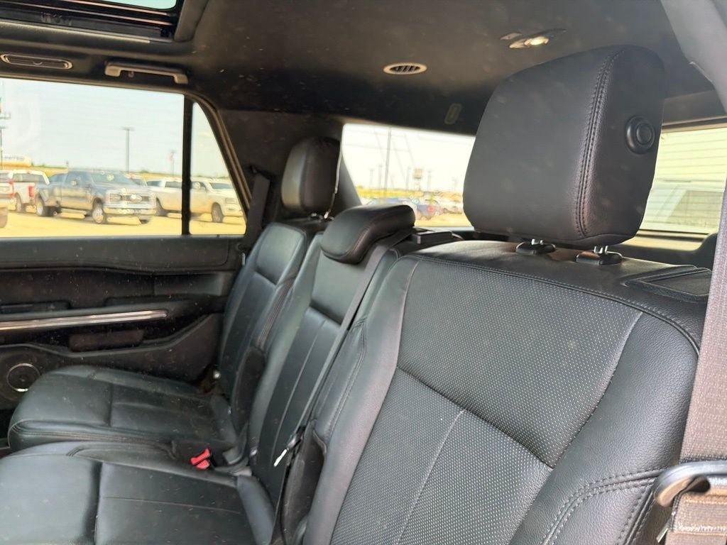 2018 Ford Expedition XLT 4WD | 7 Passenger