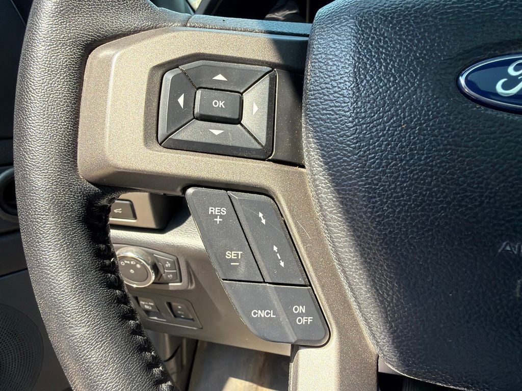 2018 Ford Expedition XLT 4WD | 7 Passenger