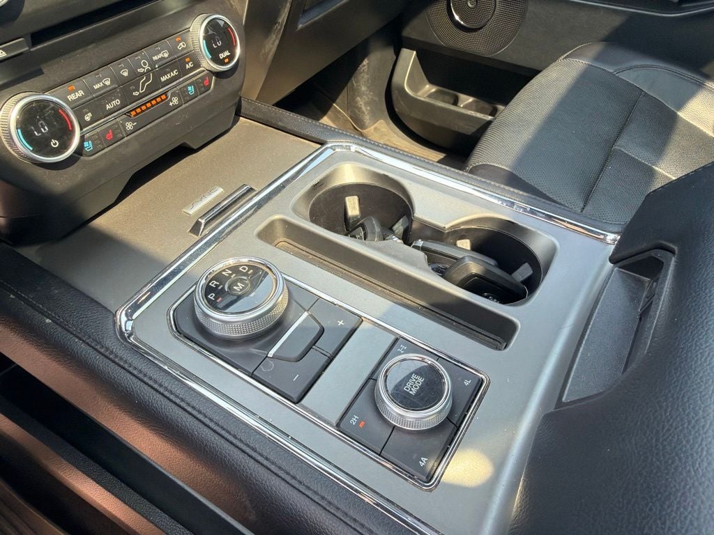 2018 Ford Expedition XLT 4WD | 7 Passenger