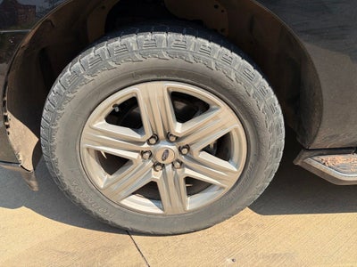 2018 Ford Expedition XLT 4WD | 7 Passenger