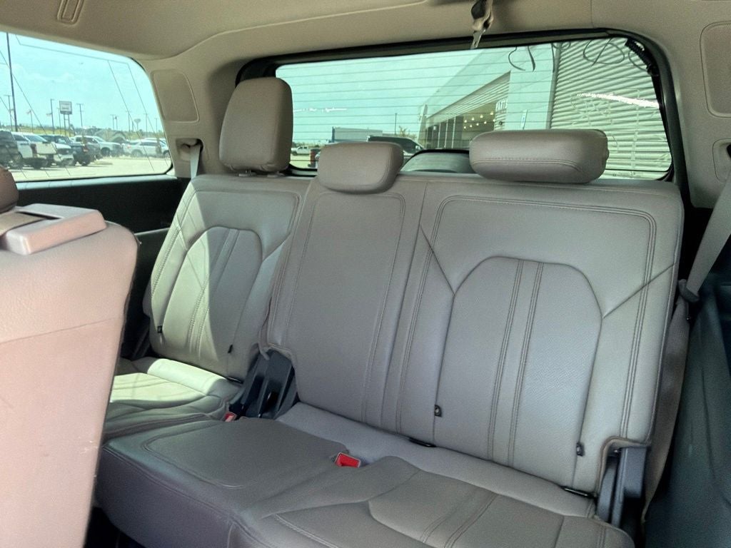 2020 Ford Expedition Limited 7 Passenger
