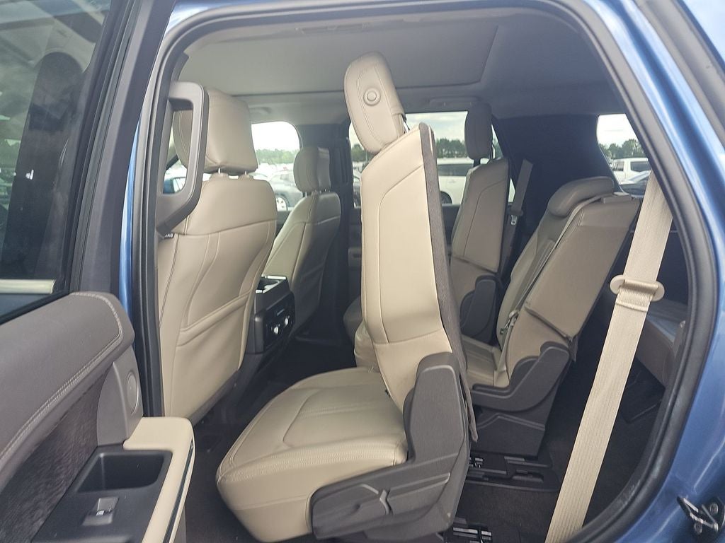 2020 Ford Expedition Limited 4WD | 8 Passenger