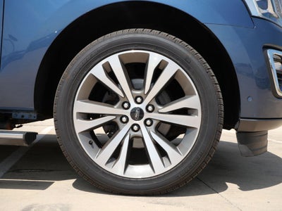 2020 Ford Expedition Limited 4WD | 8 Passenger