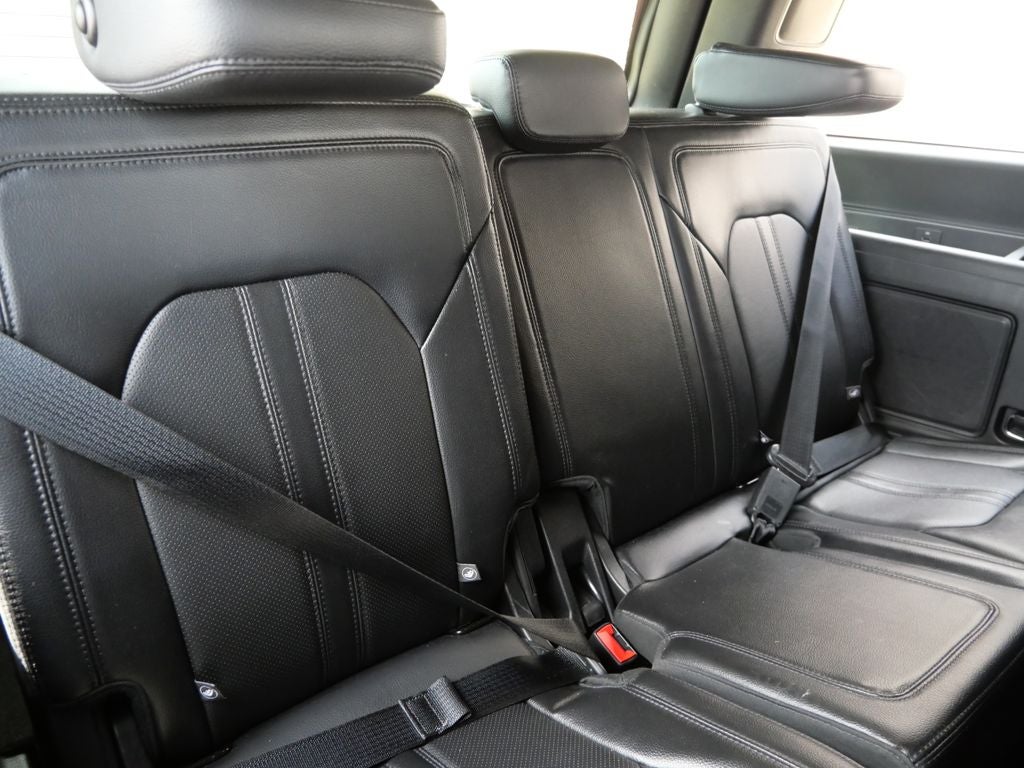 2021 Ford Expedition Limited 4WD | 8 Passenger