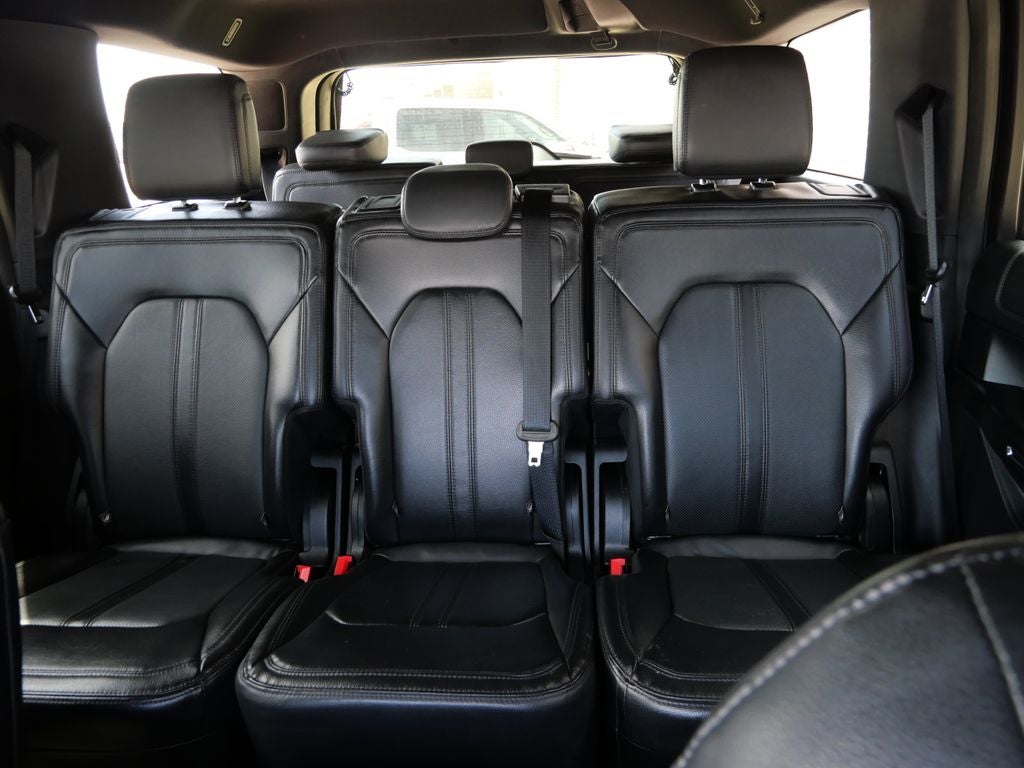 2021 Ford Expedition Limited 4WD | 8 Passenger