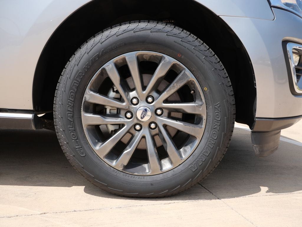 2021 Ford Expedition Limited 4WD | 8 Passenger